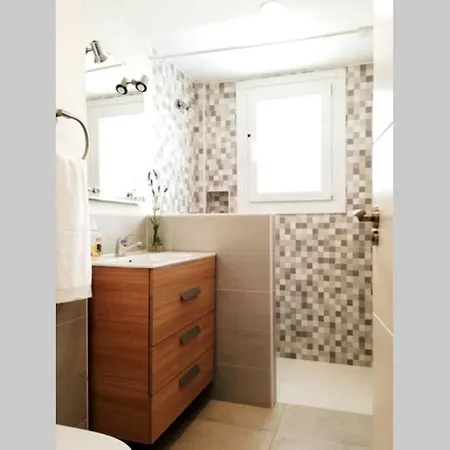 Cobexo. Moderno Y Luminoso En El Centro De * Jaca